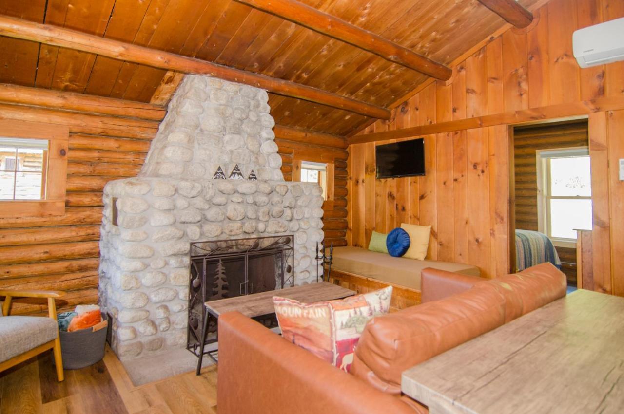 Mountain Lake Cottages Westmore 外观 照片