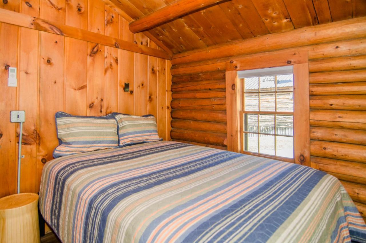 Mountain Lake Cottages Westmore 外观 照片