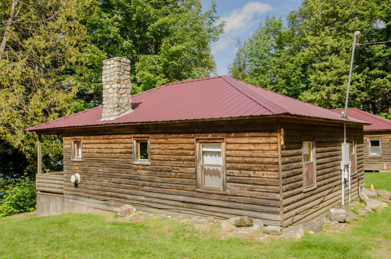 Mountain Lake Cottages Westmore 外观 照片