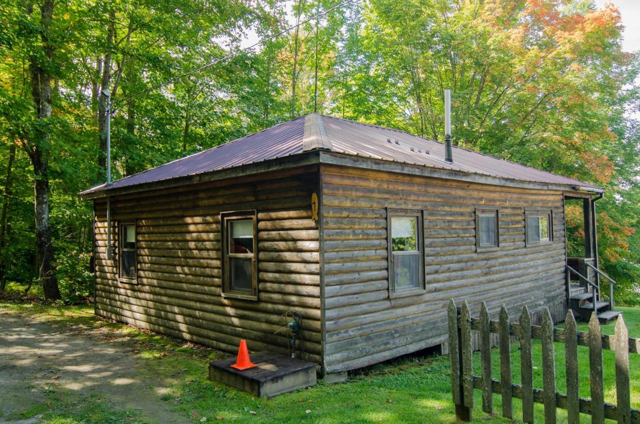 Mountain Lake Cottages Westmore 外观 照片